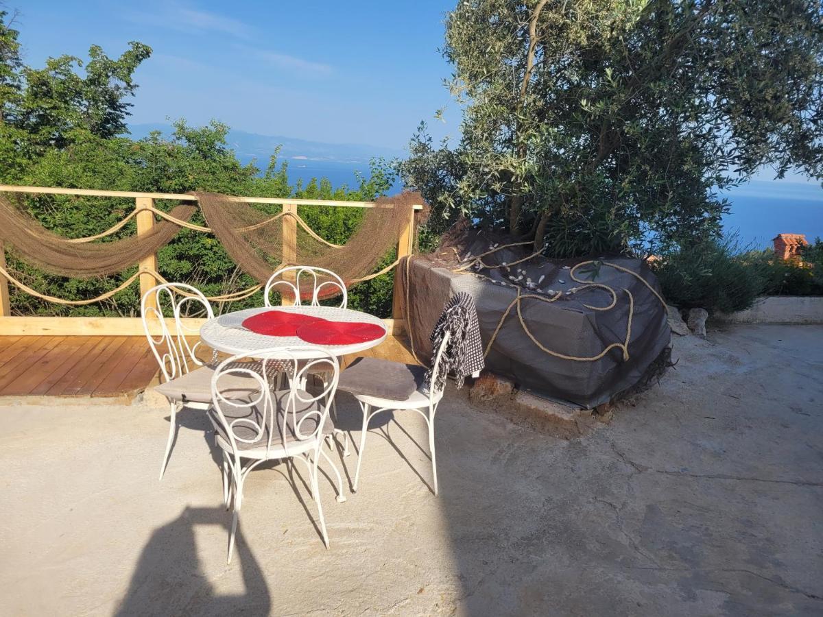 Ferienwohnung Mit Pool Kroatien Mit Meerblick Und Pool Ловран Экстерьер фото