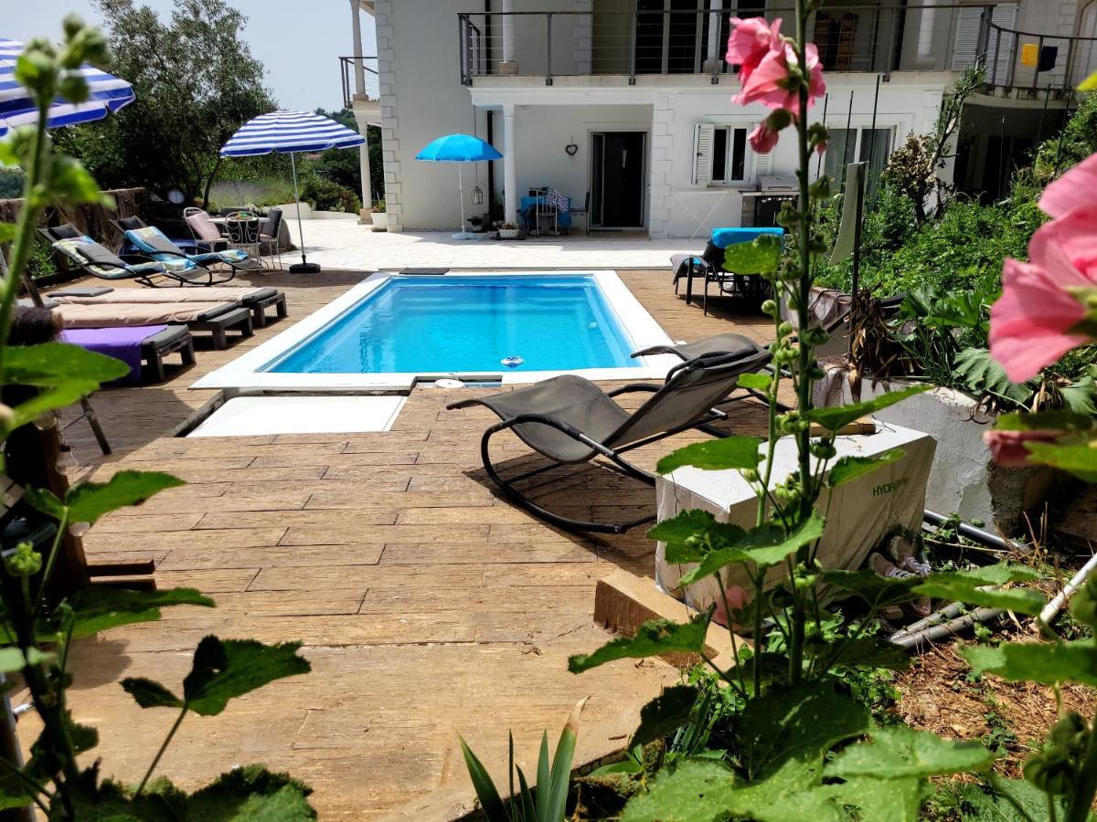 Ferienwohnung Mit Pool Kroatien Mit Meerblick Und Pool Ловран Экстерьер фото