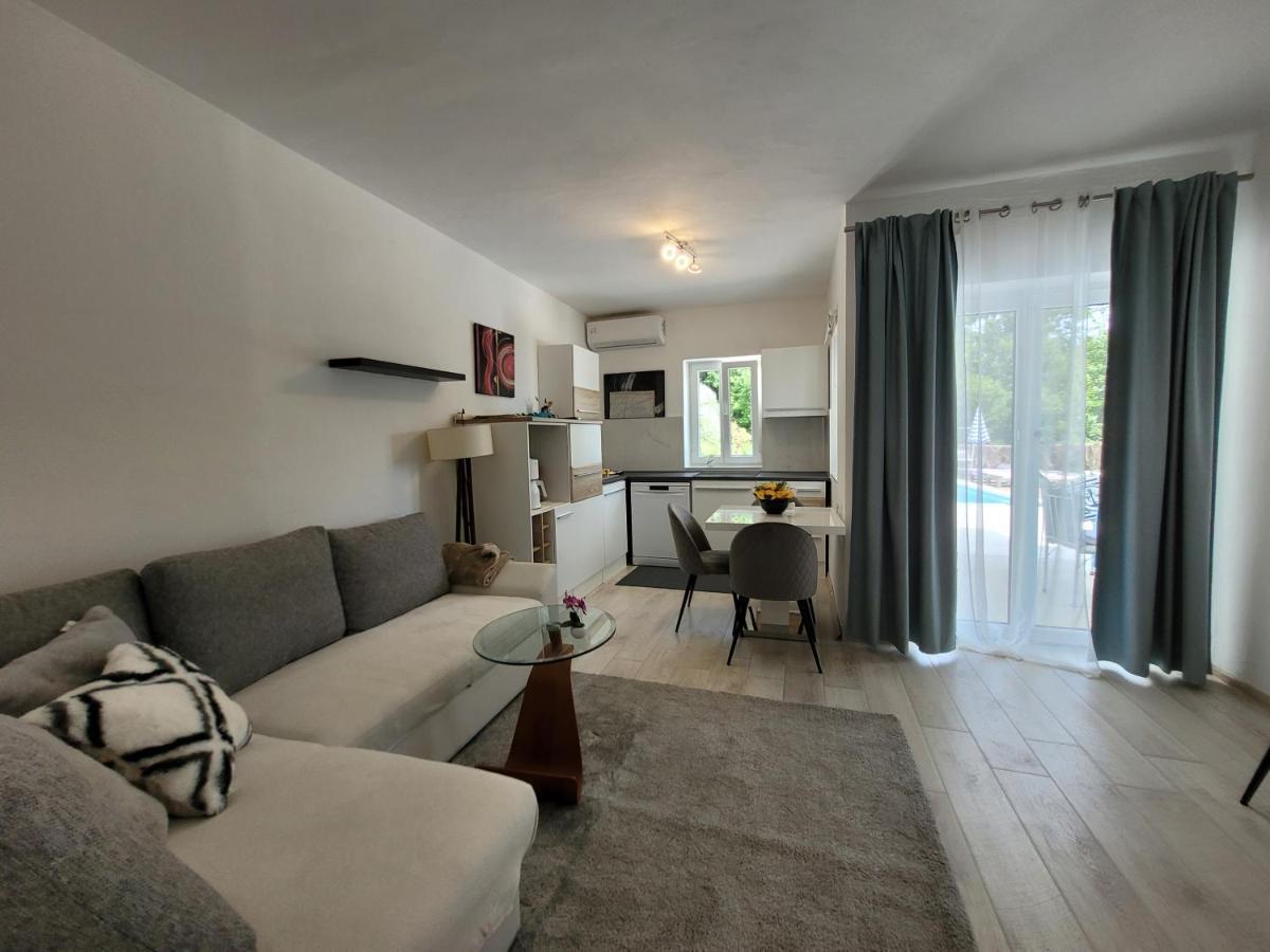 Ferienwohnung Mit Pool Kroatien Mit Meerblick Und Pool Ловран Экстерьер фото